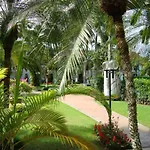 Pe Na Areia Na Praia Das Toninhas, Condominio Wimbledon, Direto Na Areia, O Melhor Da Regiao, Completo, 5 Estrelas !